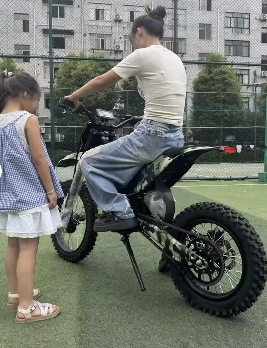Electric Mini Dirt Bike Camo - rider seated